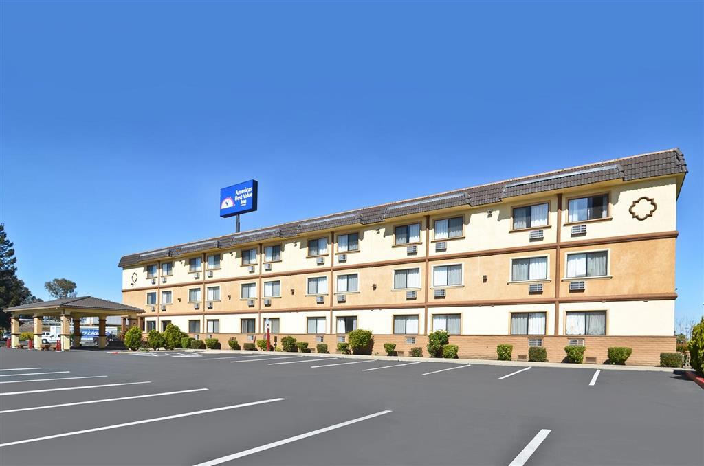 Americas Best Value Inn Stockton Exterior photo